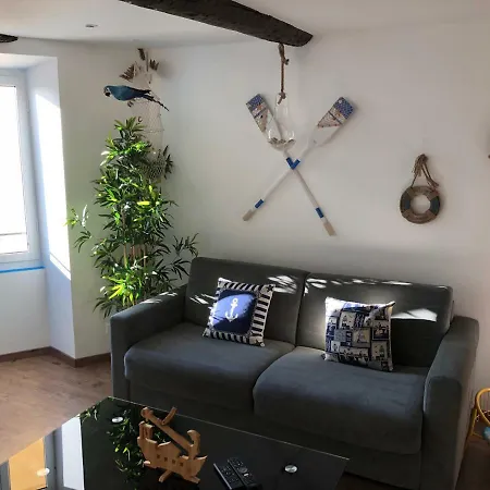 Le Petit Bateau Apartment